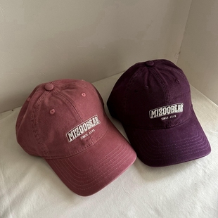 鸭舌帽显脸小男女洋气韩系潮秋冬磨毛字母紫色粉色咖色灰色棒球帽