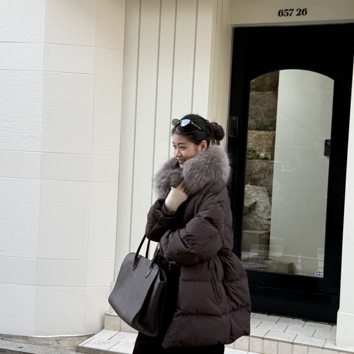 SOUL DETAIL-收腰保暖羽绒服外套(配真貉子毛毛领可拆)7637561RM