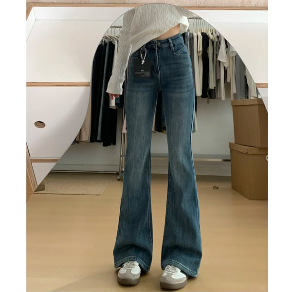 高腰微喇牛仔裤女秋冬款弹力修身显瘦不贴腿喇叭裤小个子加绒裤子