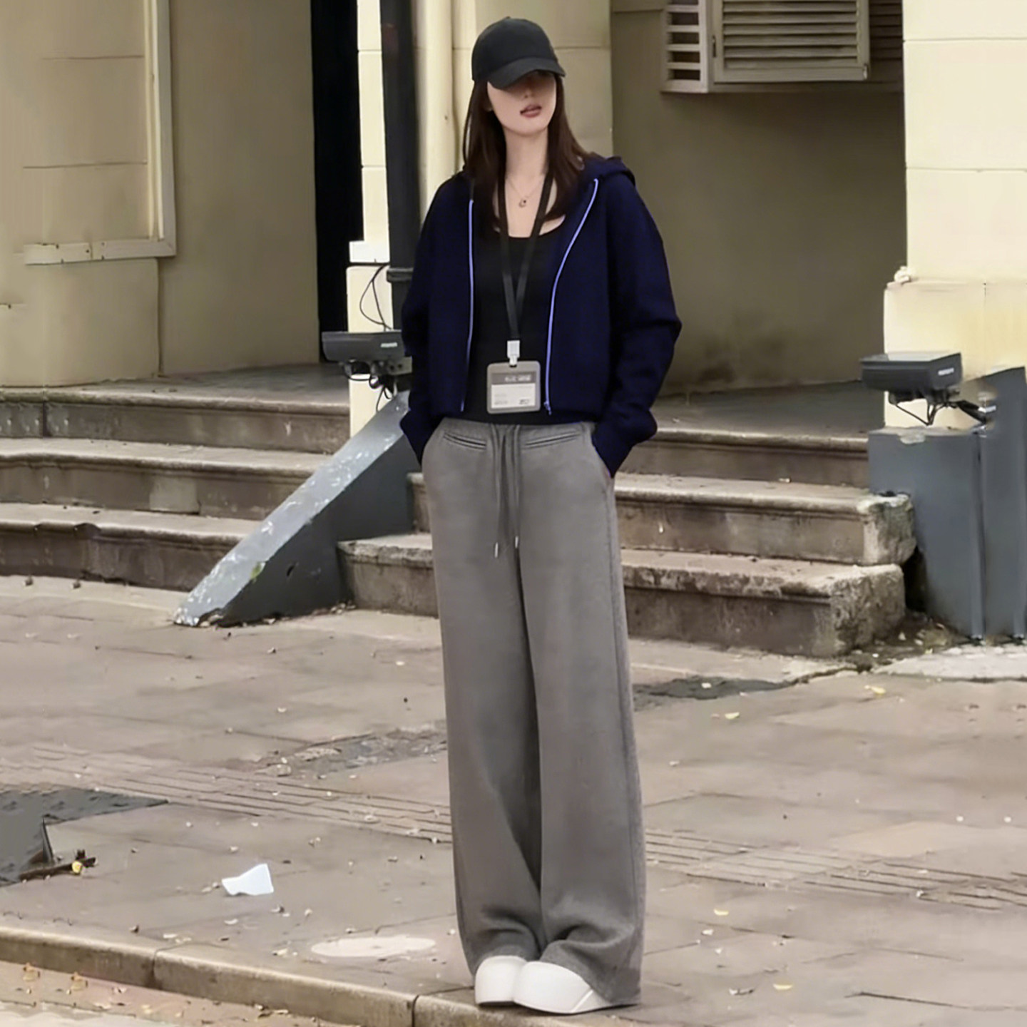 气质OL风连帽拉链卫衣休闲运动三件套女2026春季高腰阔腿裤一整套