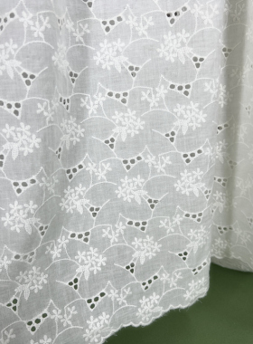 荷叶花刺绣棉布连衣裙服装面料布料手工DIY钢琴罩台布桌布1.3米宽