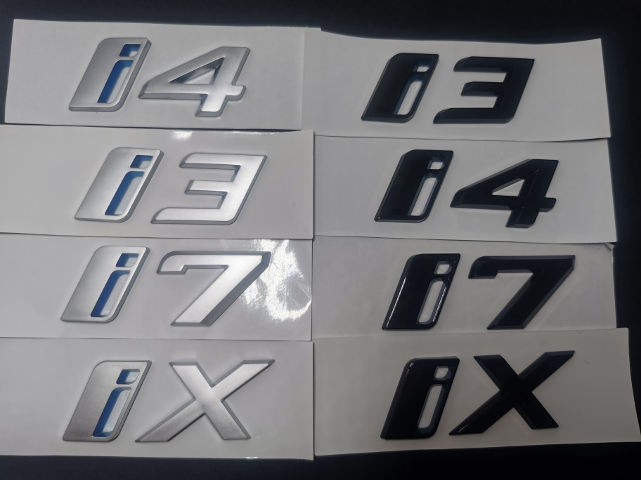 适用于汽车BMW 宝马 G26 i4 M50 亮黑尾标车标 i7i3新能源贴标