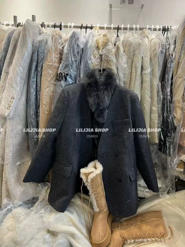 欧货名媛气质轻奢狐狸毛围脖小香风羽绒服女2025冬季羊毛中长外套