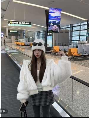 泡菜定制加厚保暖羊羔毛短外套2025冬季新款韩版宽松连帽针织外套