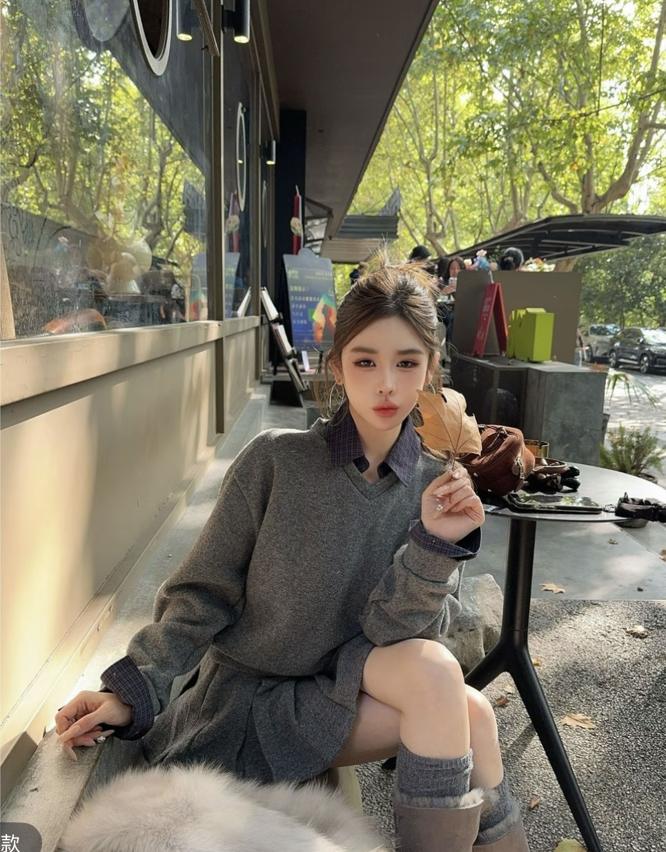 韩国东大门2025冬季新款韩版宽松休闲拼接格子翻领毛衣女针织上衣