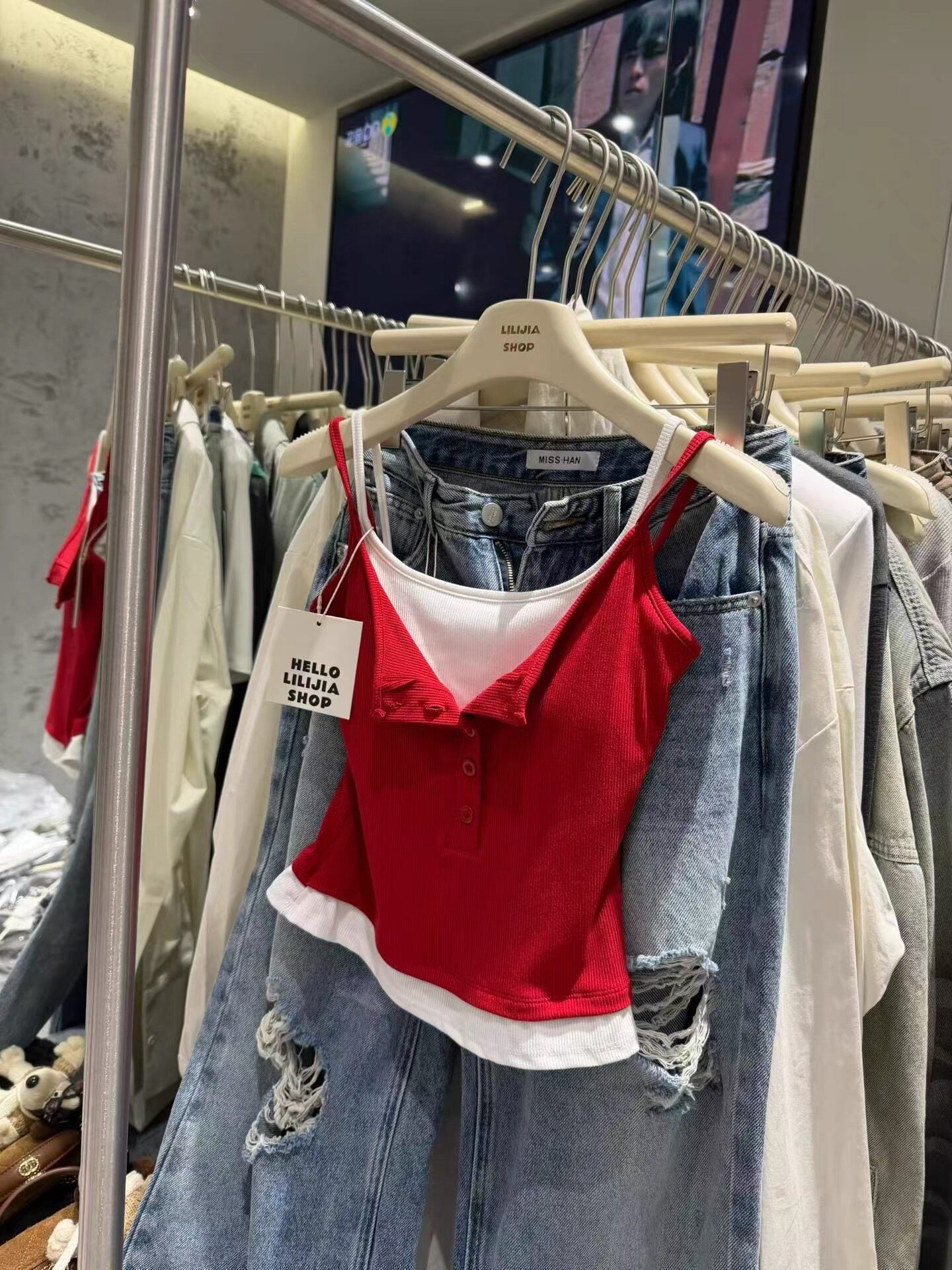 正品2026春季新款韩版宽松百搭休闲吊带背心女时尚假两件上衣潮