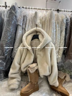 宽松连帽拉链短外套女百搭显瘦水貂毛皮草上衣潮 韩版 2025冬季 新款