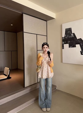 【浪花屿】橘色防晒开衫/复古提花吊带裙/CM浅蓝色窄版牛仔裤套装