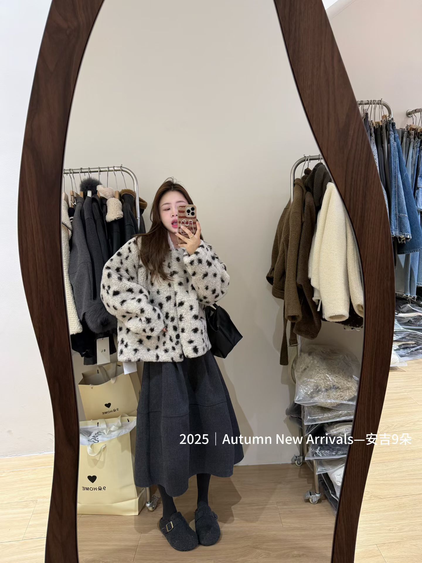 韩国东大门2025冬季新款韩版宽松休闲豹纹羊羔毛皮毛一体翻领外套
