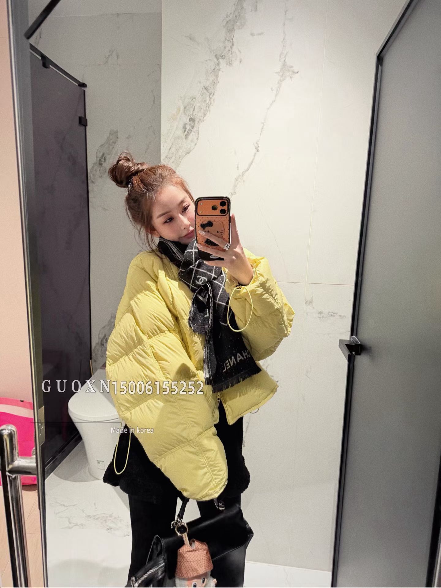 2025冬季新款韩版宽松休闲圆领短款羽绒服女时尚休闲短外套上衣潮