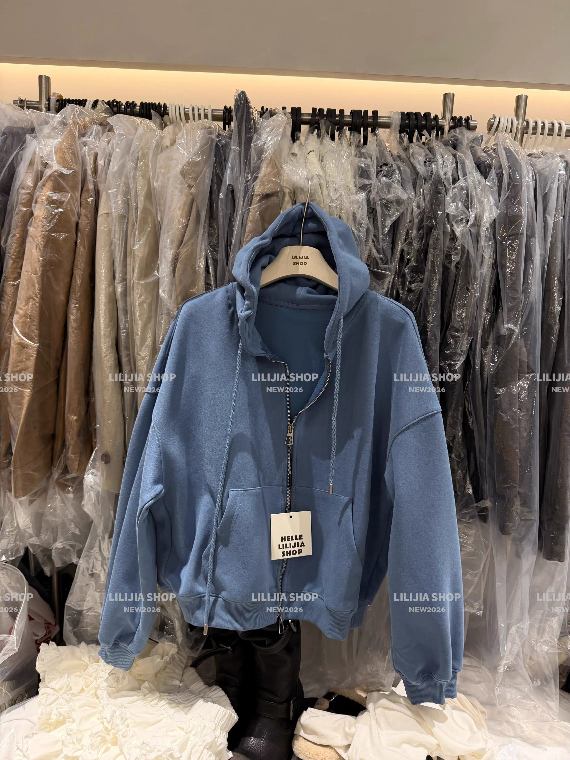 LiLijia正品 秋新款韩版时尚百搭显瘦连帽蓝色拉链卫衣外套女上衣