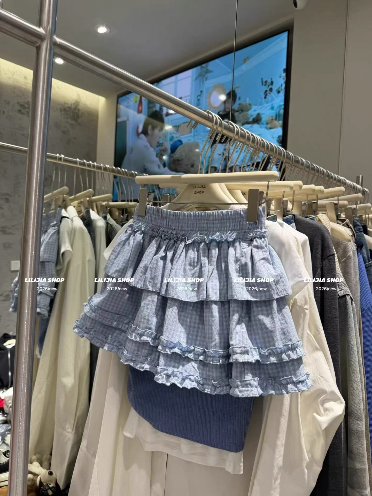 2026春夏新款韩版时尚松紧腰木耳边设计感洋气甜美层层蛋糕半身裙