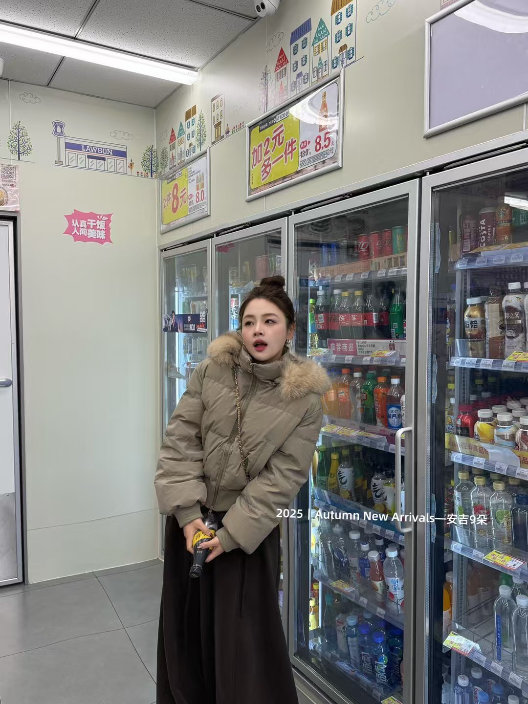 韩国东大门2025冬季新款韩版宽松休闲连帽毛领收腰加厚短款羽绒服