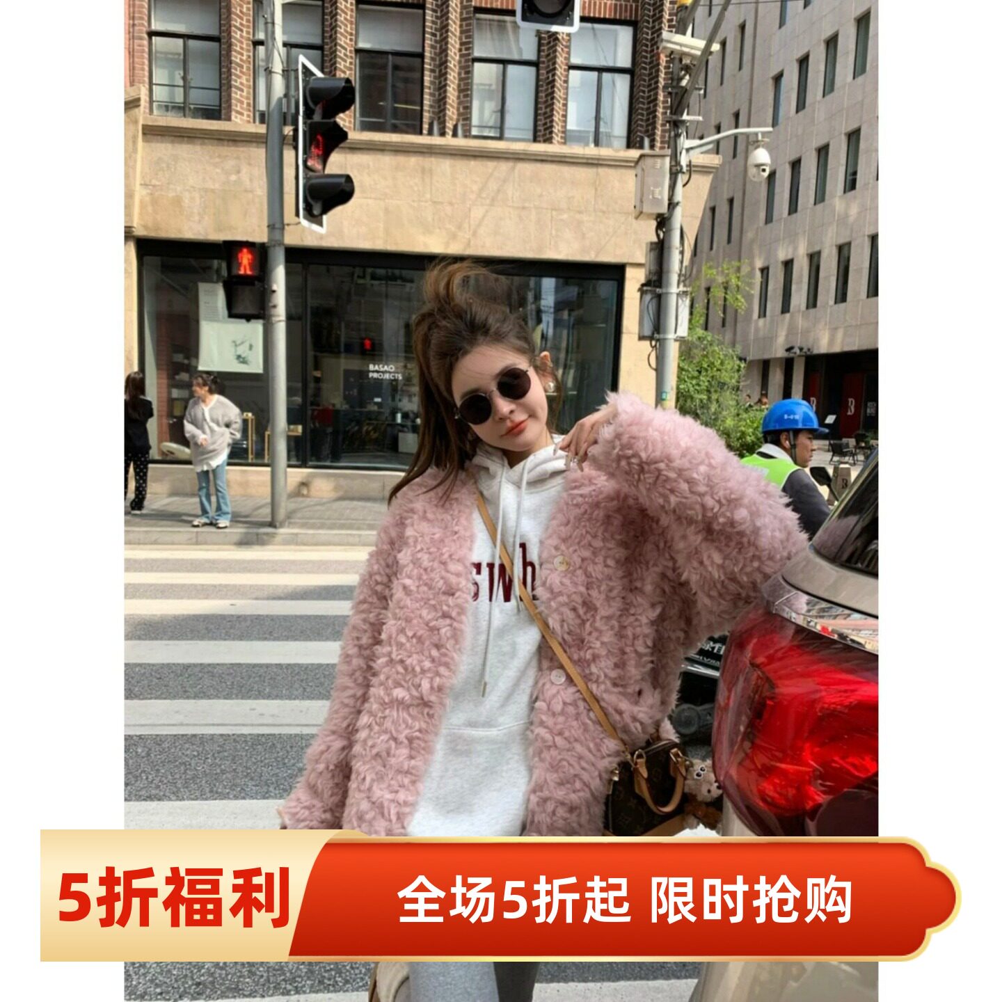 五折福利。 字母连帽加绒加厚中长款卫衣上衣潮ins