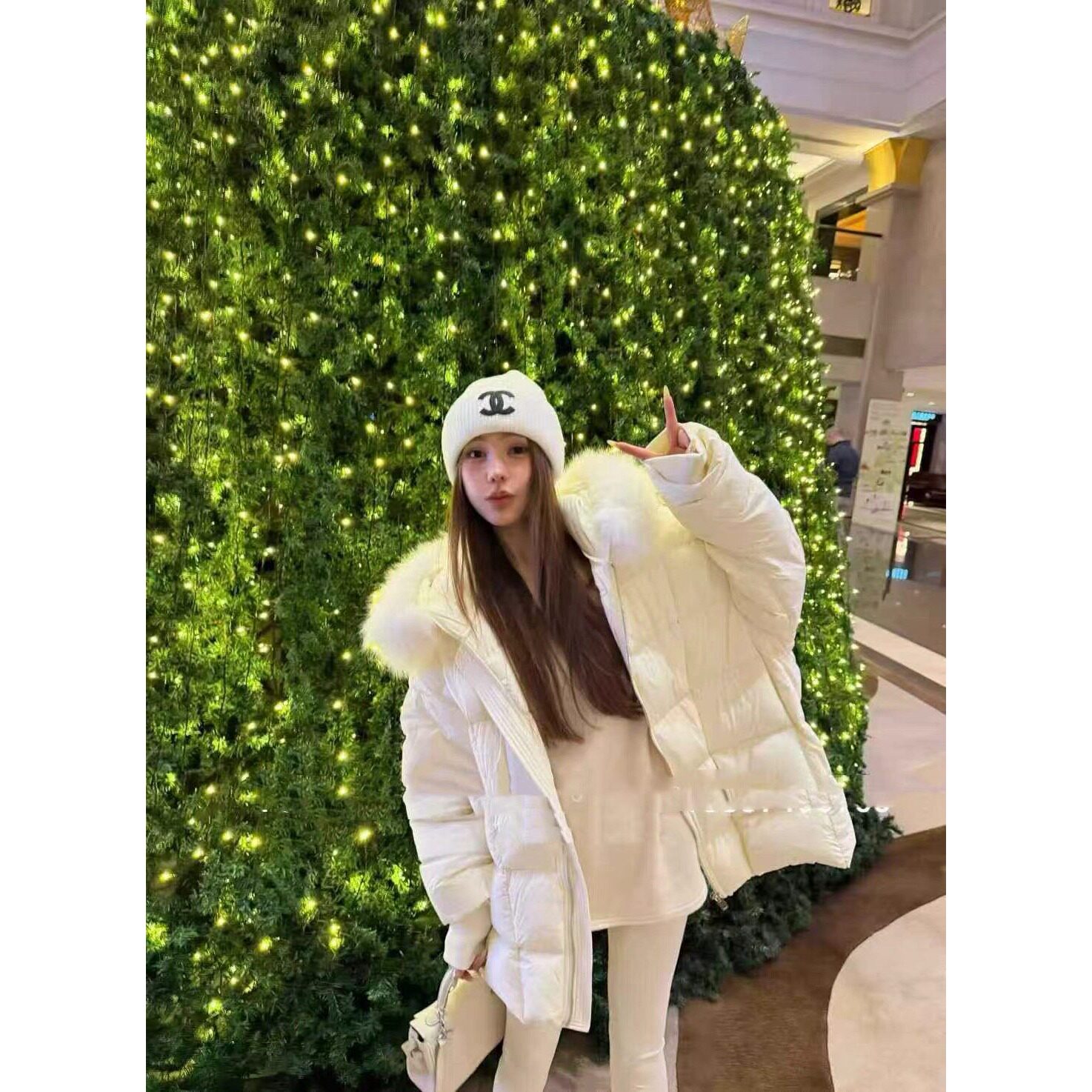 年底五折福利。 泡菜定制加厚保暖羽绒服内胆外套韩版毛领羽绒服