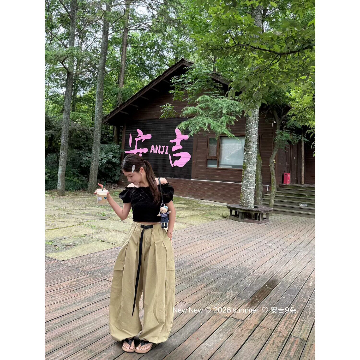 五折福利。 新款百搭时尚刺绣洋气套头蝴蝶结修身显瘦衬衫潮
