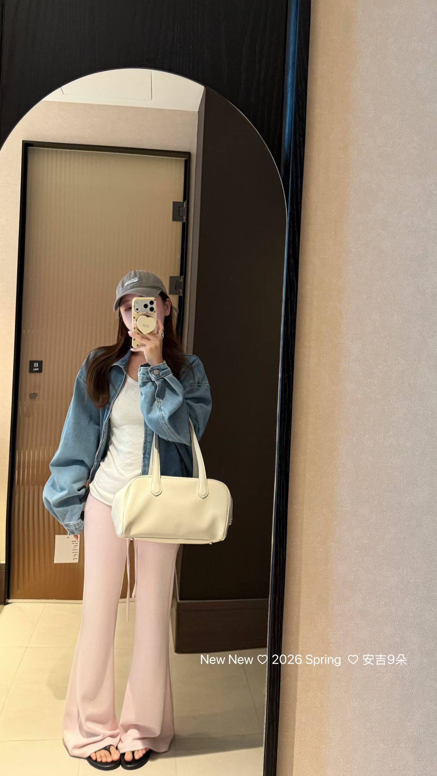 正品实拍2026春夏新款韩版修身显瘦u领简约百搭面膜纯棉短袖T恤潮