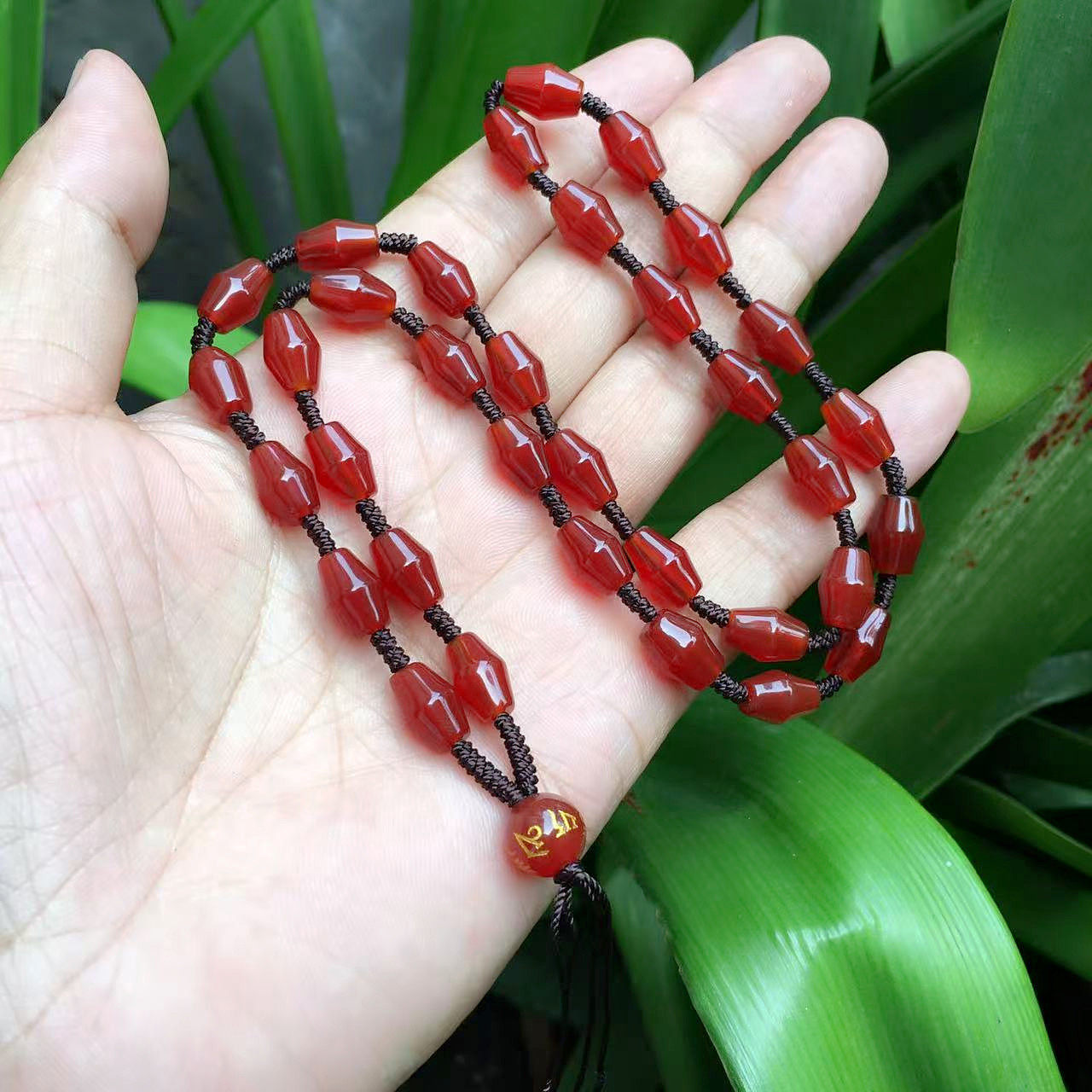 天然红玛瑙尖头菱形珠吊坠项链绳