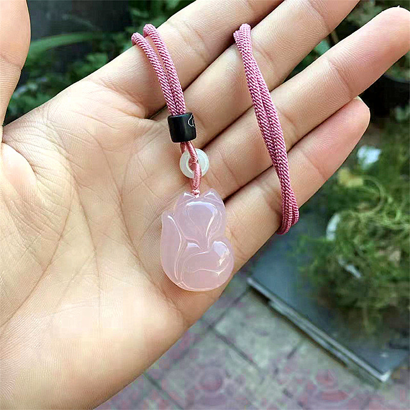 时尚精致珠宝饰品粉色玛瑙小狐狸吊坠挂件简约项链冰种玉髓项坠女