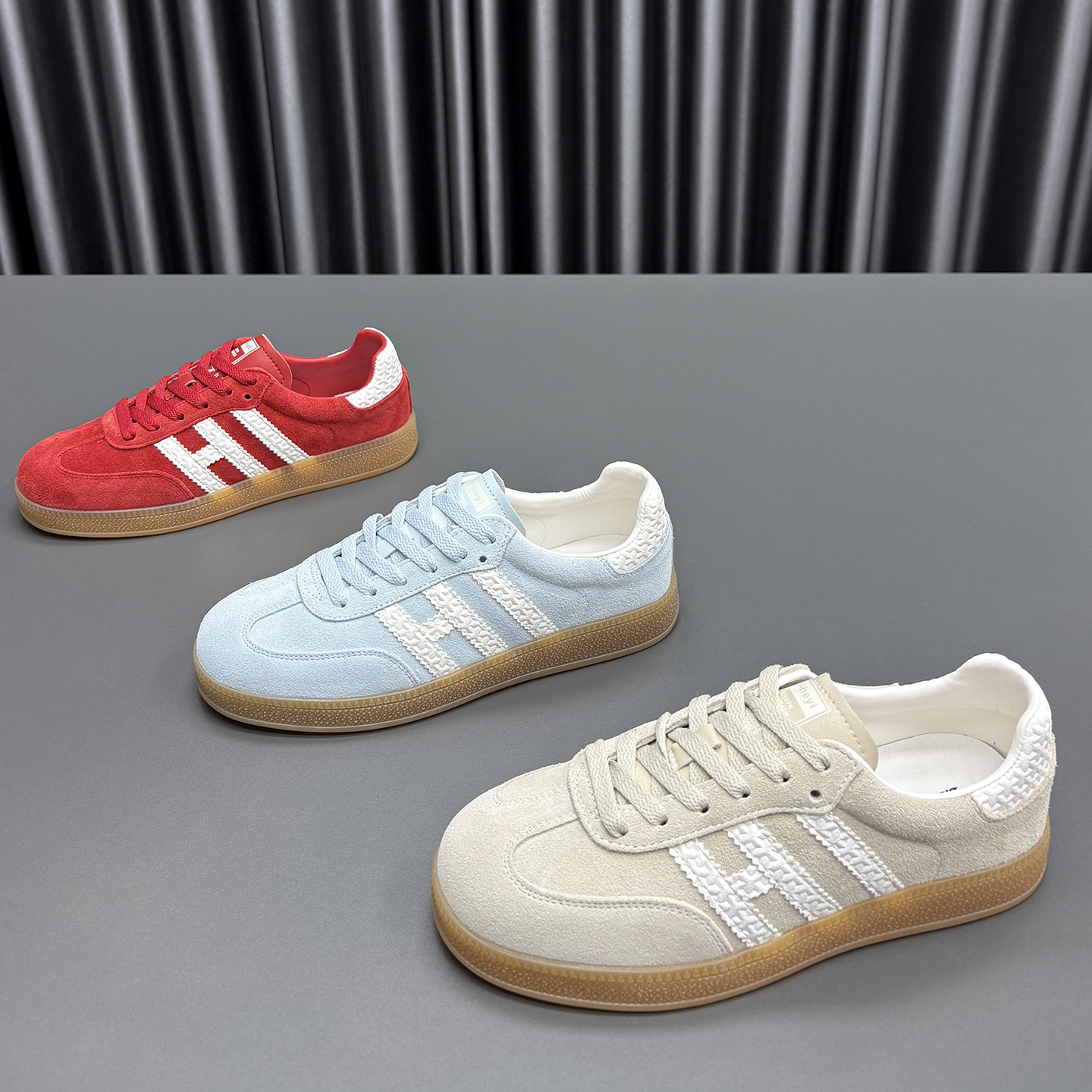 真皮休闲德训鞋女2026春季新款圆头厚底拼色复古时尚牛皮运动板鞋