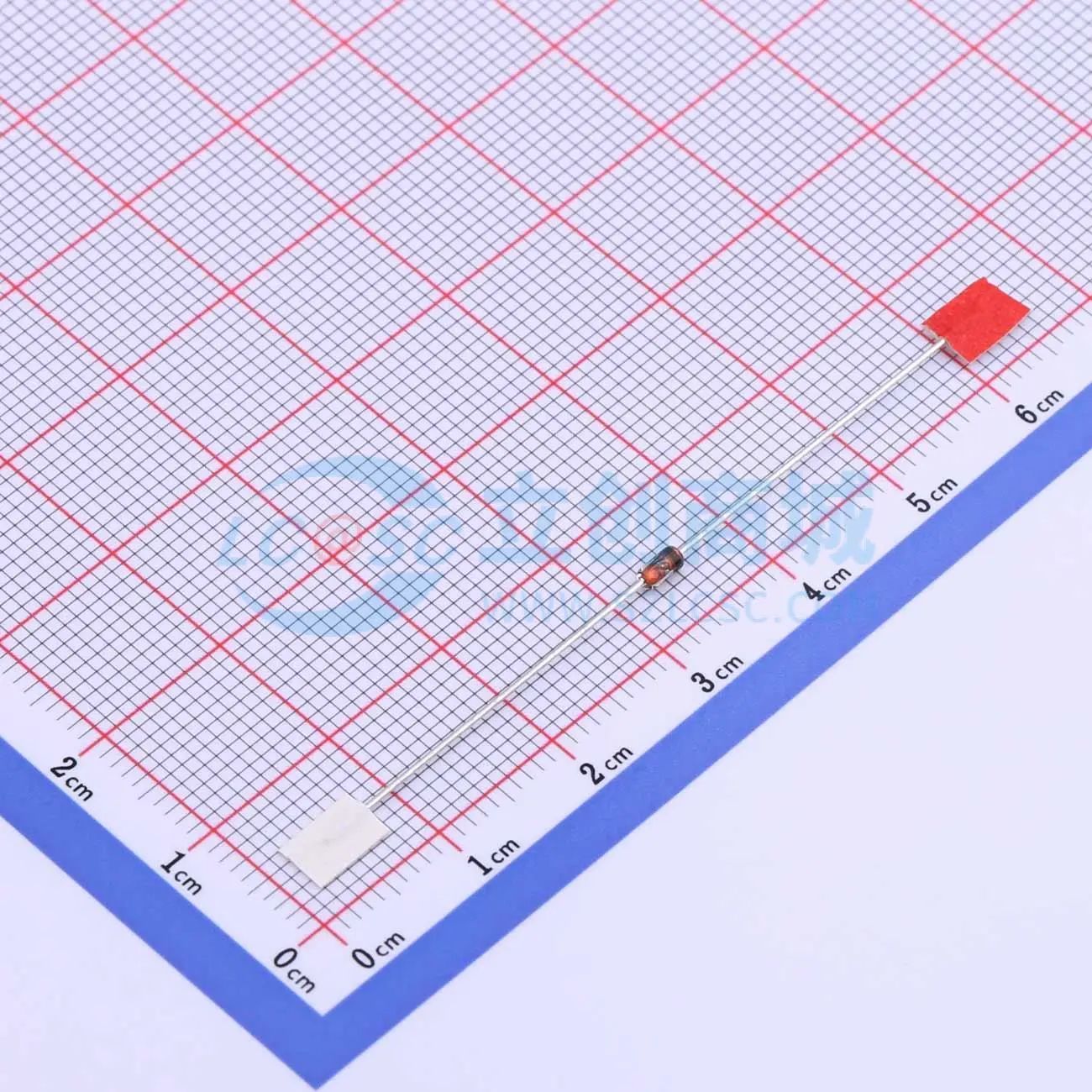 BZX79-C8V2,113 稳压二极管 SOD27(DO-35) 齐纳二极管 8.2V 400mW