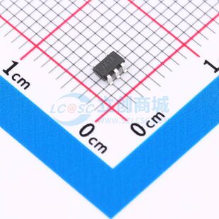 EM74LVC1G14GV 反相器 SOT-23-5L