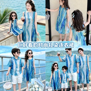 海边度假亲子装夏季一家三四口三亚沙滩衬衫套装母子母女款连衣裙