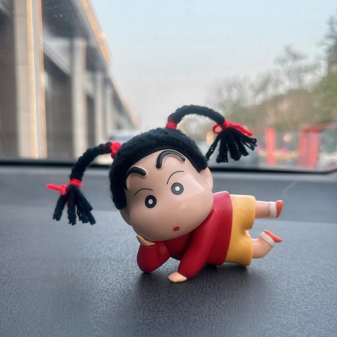可爱蜡笔小新车载摆件中控台装饰