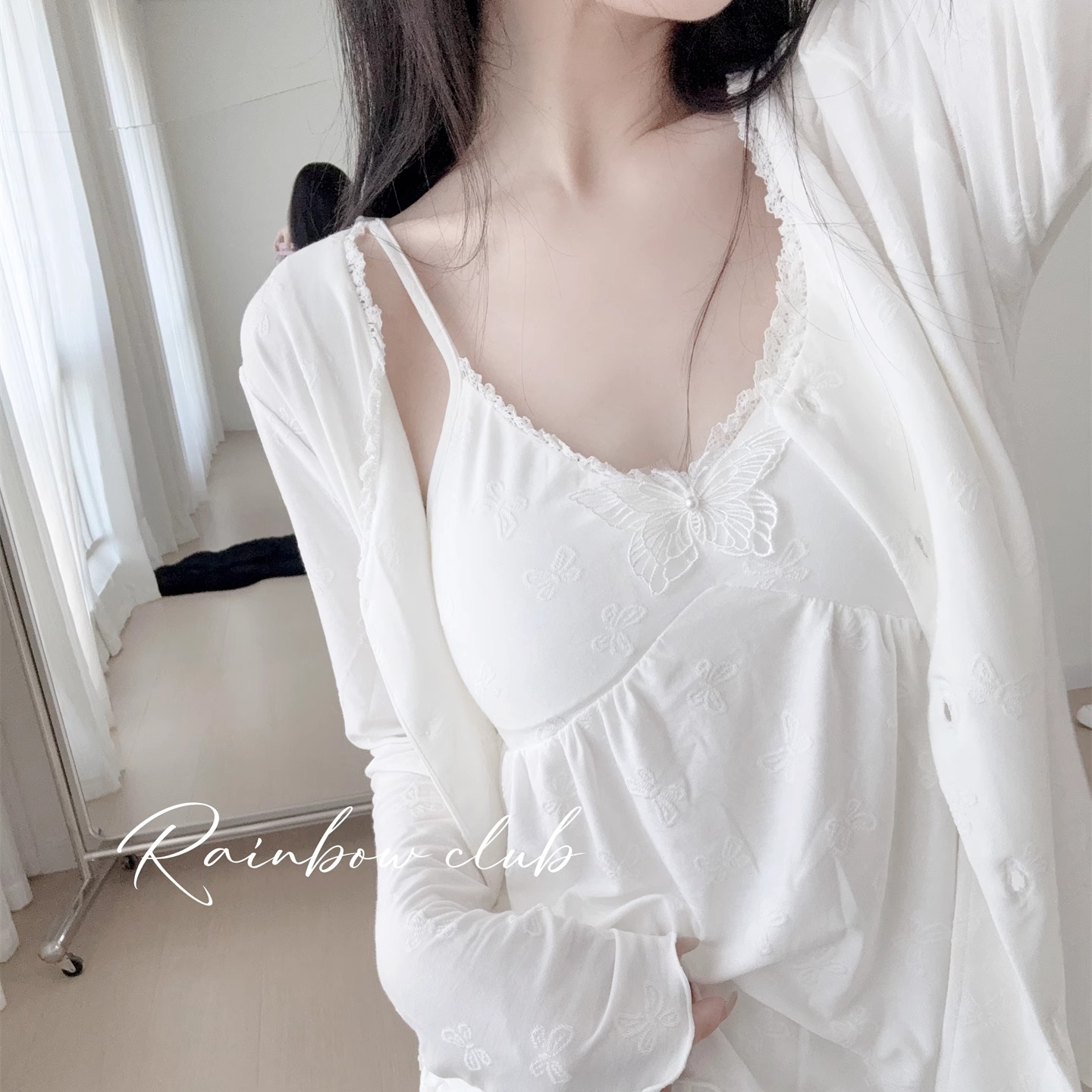 含胸垫家居服蝴蝶奶油白三件套女