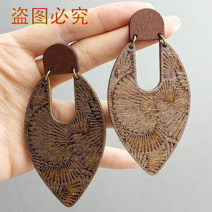复古夸张个性欧式花纹雕刻棕色木质耳环简约时尚独特小众高级耳饰