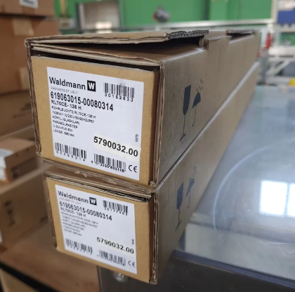 RL70CE-136H Waldmann 德国沃达迈防爆灯