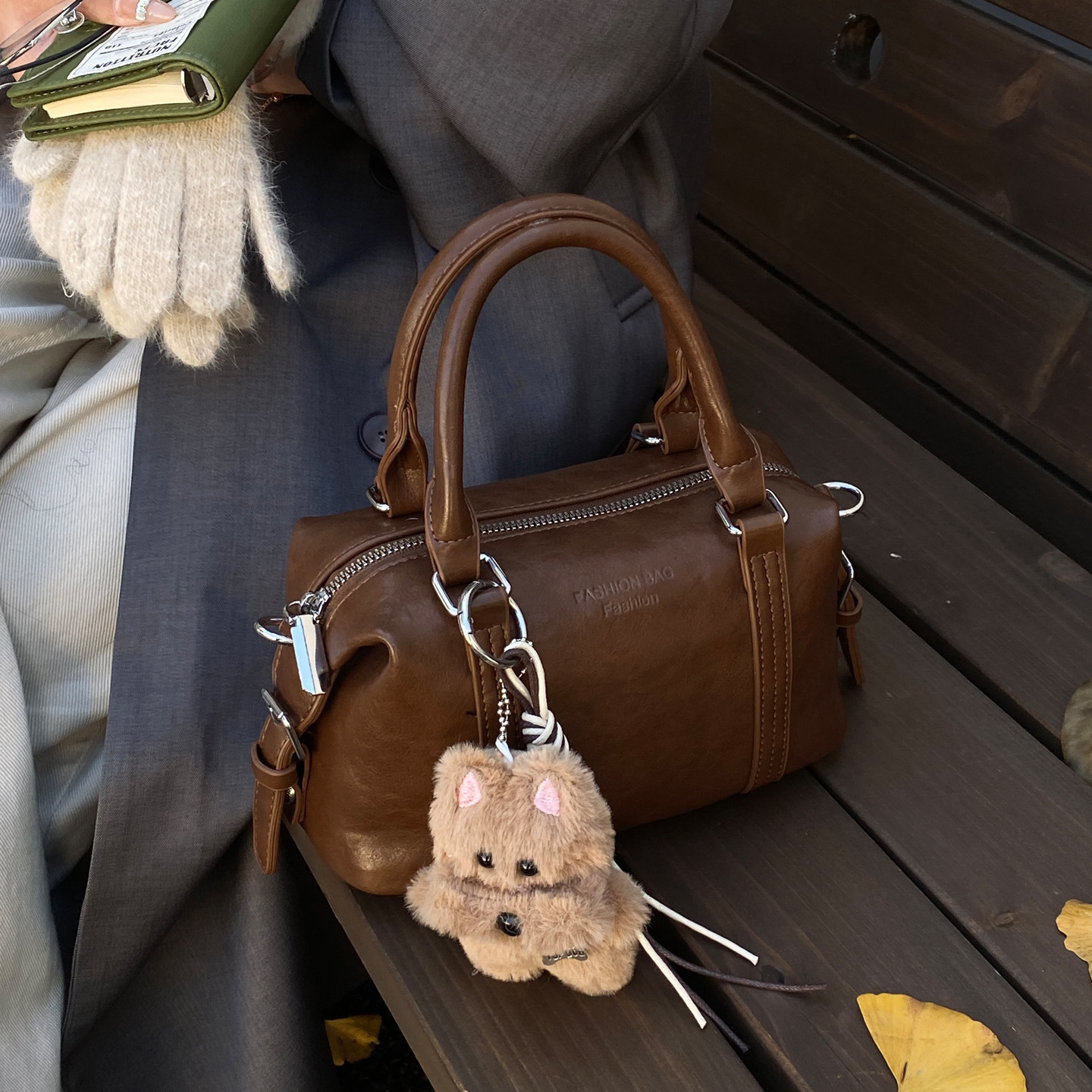 高级感复古时尚手提保龄球包百搭枕头包简约复古通勤斜挎包小方包,箱包皮具/热销女包/男包,小方包,淘宝优惠券,粉丝福利购,淘宝优惠卷