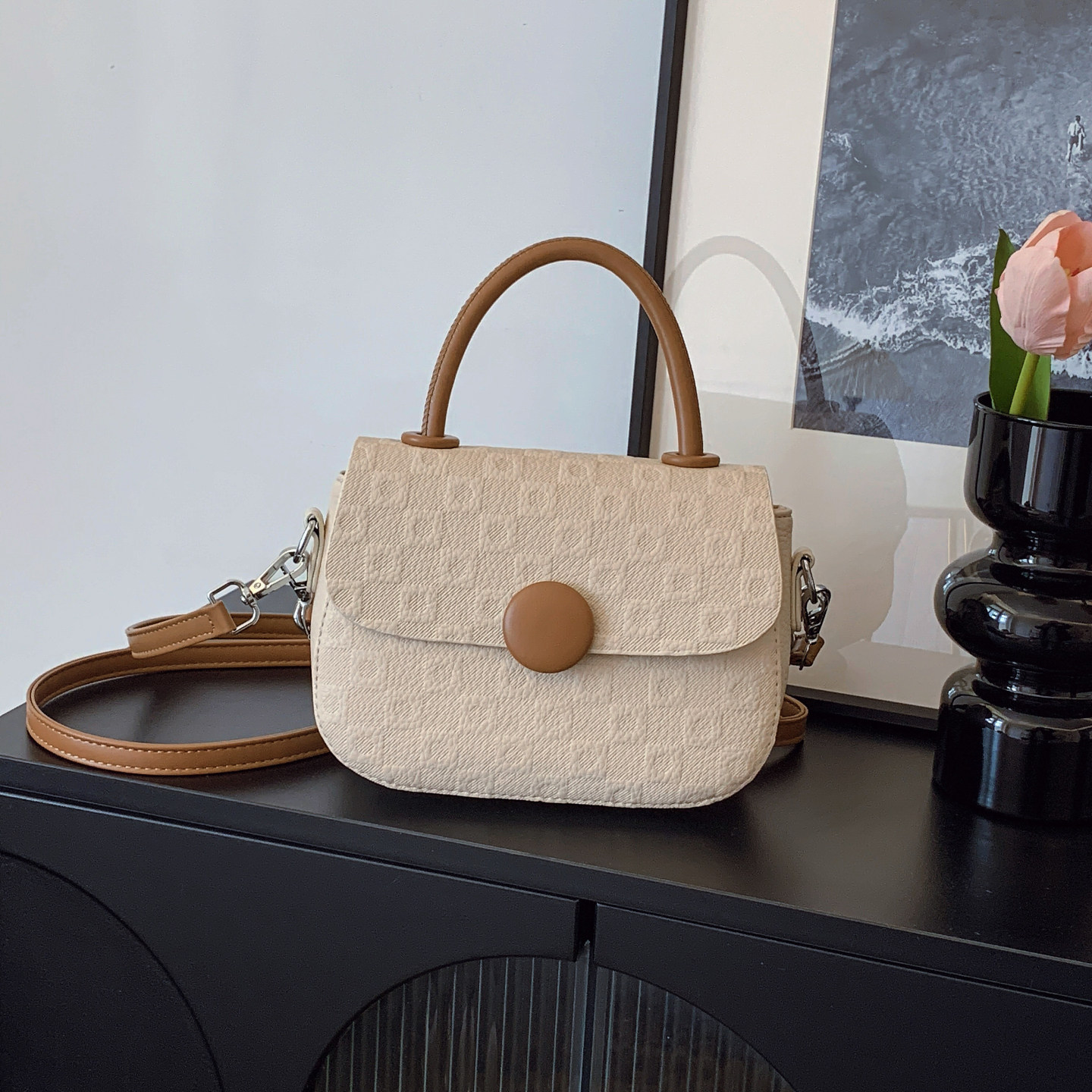 小包包女式2026新款时尚简约百搭手提小方包单肩斜挎包复古马鞍包