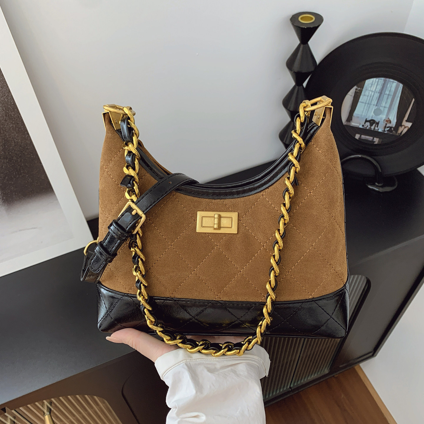 小香风菱格链条腋下包包女新款复古麂皮绒潮流行流浪包迷你斜挎包