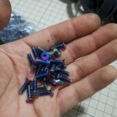 弹工镀钛合金螺丝炫彩传奇夹片内六角螺丝弹弓扁夹片螺丝水虎夹片