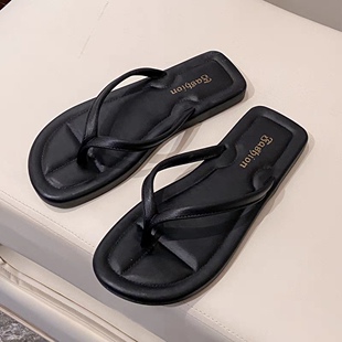 夹脚凉鞋女百搭新款夏季爆时尚高级感外穿人字拖鞋黑色配裙子平底