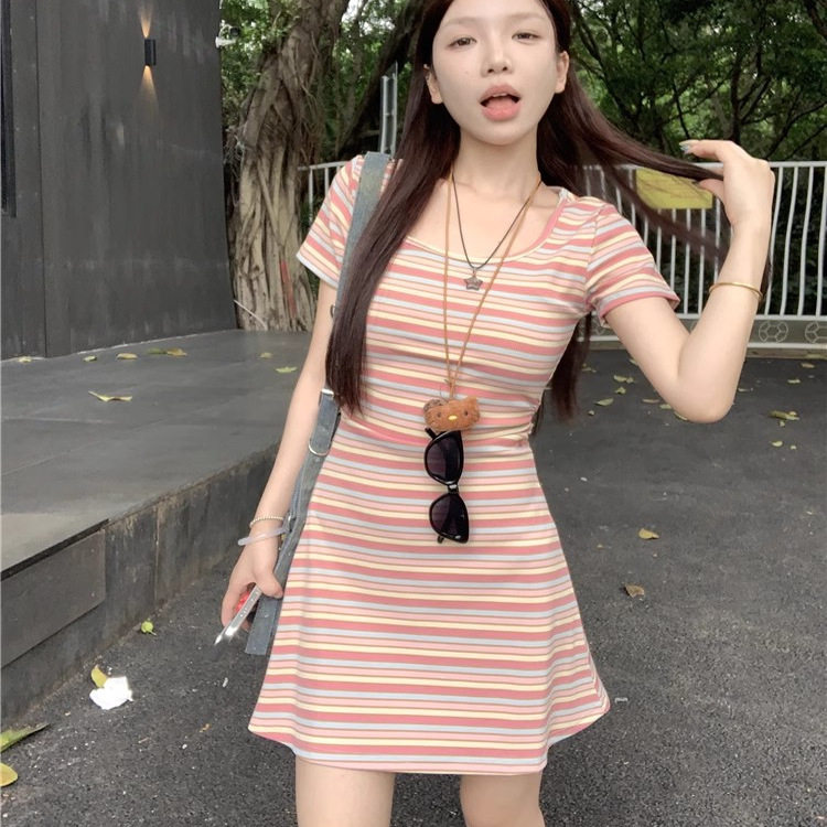 彩色条纹U领短袖冰丝连衣裙女夏季新款多巴胺收腰显瘦小众短裙子
