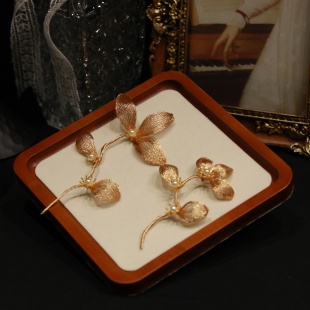 新款 手作金叶复古温婉新娘头饰敬酒服晨袍日常百搭轻奢头饰