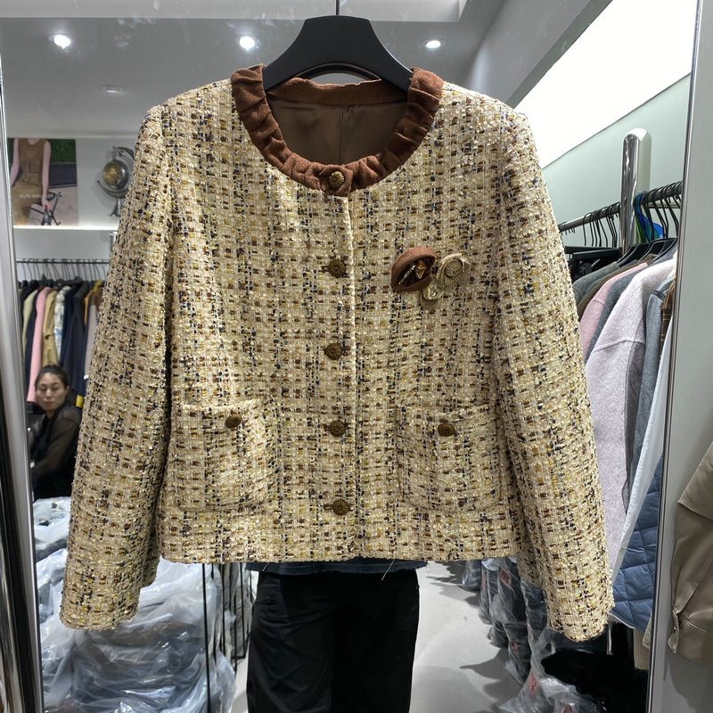 欧洲站2025秋冬花边圆领单排扣立体装饰编织小香风短外套女 70112