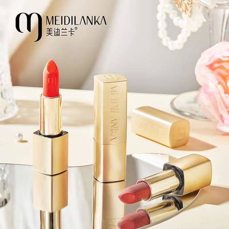 倾慕魅惑口红水润保湿一抹显色持妆