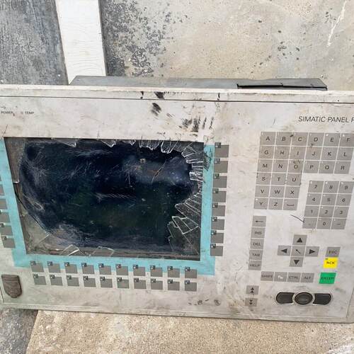 议价6AV7611-0AB10-0CF0 工控机 PC670 工业操作面板维修