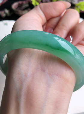 12月新品 天然翡翠57圈口冰糯种飘阳绿花正圈手镯女款正品5F31128