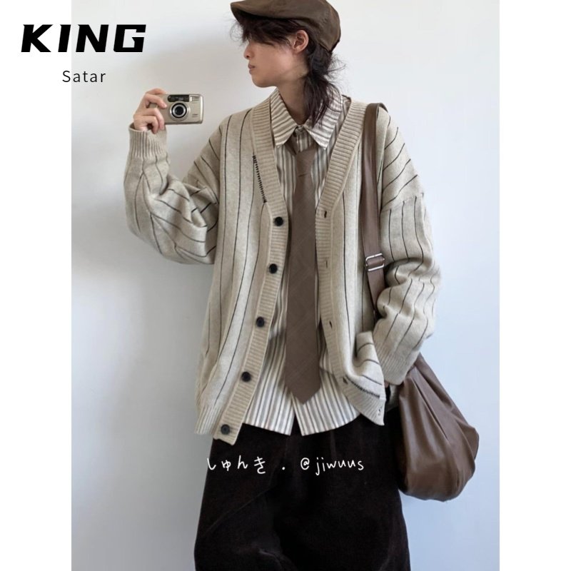 B东日系男装复古竖纹V领开衫毛衣男秋冬季学院风宽松休闲针织衫