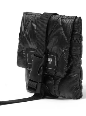 G系列羽绒冬季新品黑色包街头休闲手拿包10B351001J