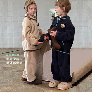 小黑托昵儿童睡衣女童秋冬新款加绒双面绒宝宝男童家居服小黑托尼