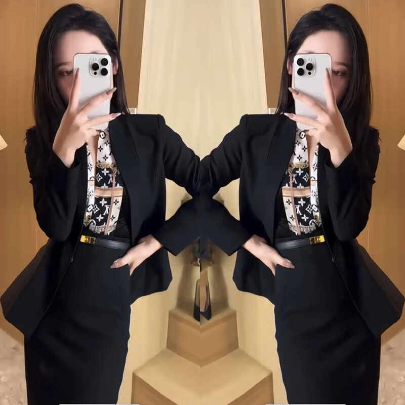 欧货爆款套装女2024春季新款时尚修身西服外套后开叉半身裙两件套