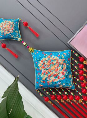 2025春节新年挂饰新款名族风柿柿如意福包新年中国结室内玄关挂件