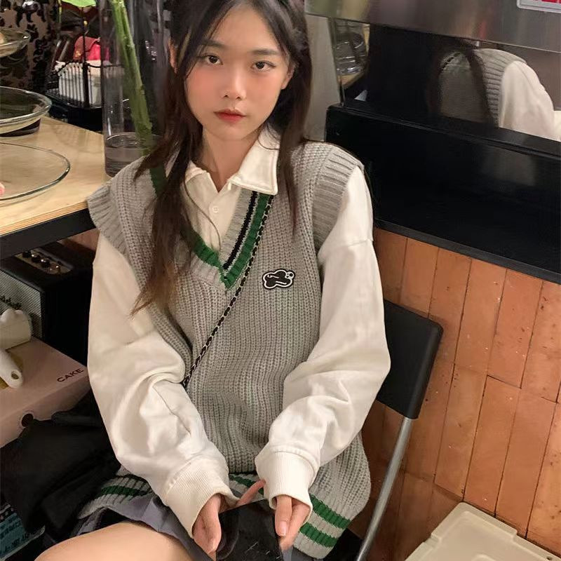 TEA DEPARTMENT WEARS A COMPLETE SET OF VEST SHIRTS TWO-PIECE SETS WOMENS AUTUMN AND WINTER SWEATERS VESTS AND SMALL PREPPY SUITS