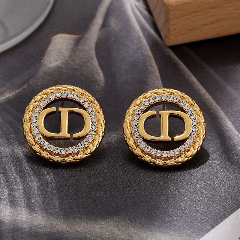 欧美d家圆形镶钻字母耳钉女小众高级感时尚复古轻奢气质银针耳饰