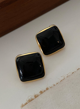 黑色方形耳钉2026新款爆款珐琅耳环轻奢高级感简约复古风朋克耳饰